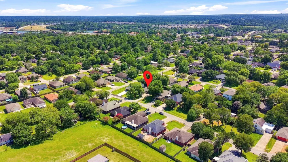 10707 Hillside Drive Montgomery, TX 77356