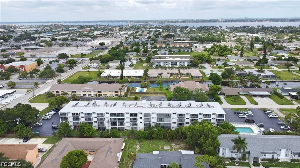 Victoria Drive #103 Cape Coral, FL 33904