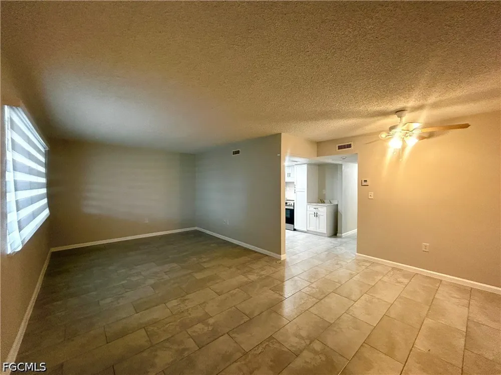 Victoria Drive #103 Cape Coral, FL 33904