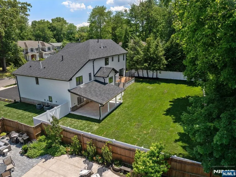 513 Hensler Lane Oradell, NJ 07649