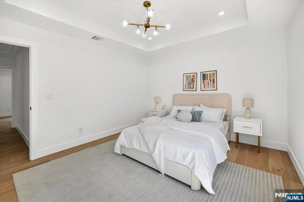 513 Hensler Lane Oradell, NJ 07649