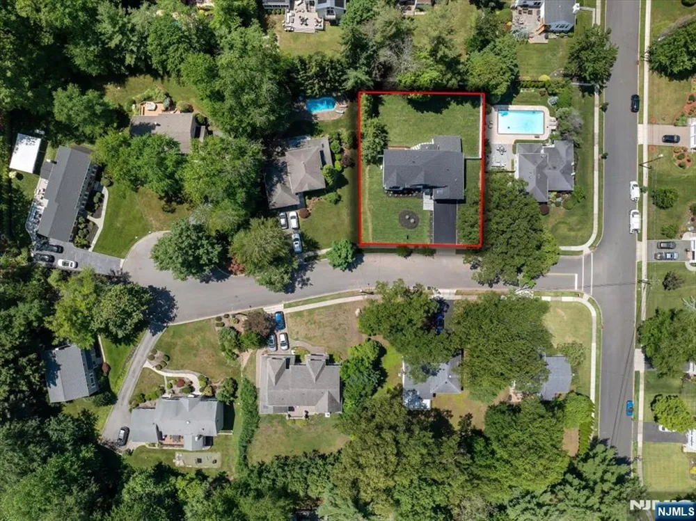 513 Hensler Lane Oradell, NJ 07649