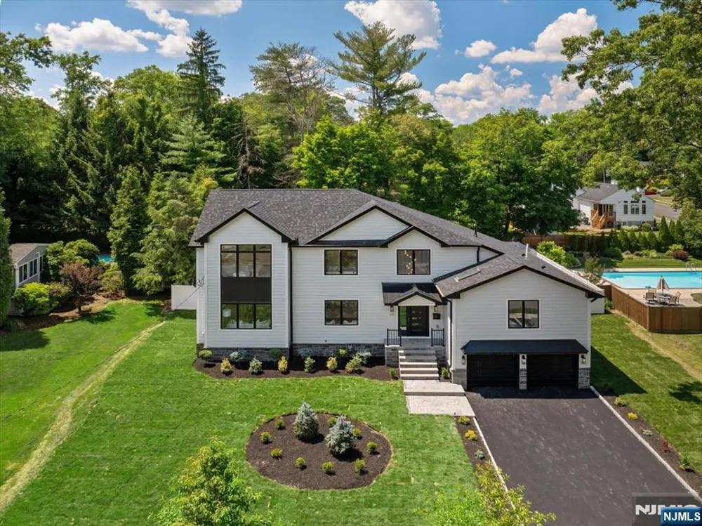 513 Hensler Lane Oradell, NJ 07649