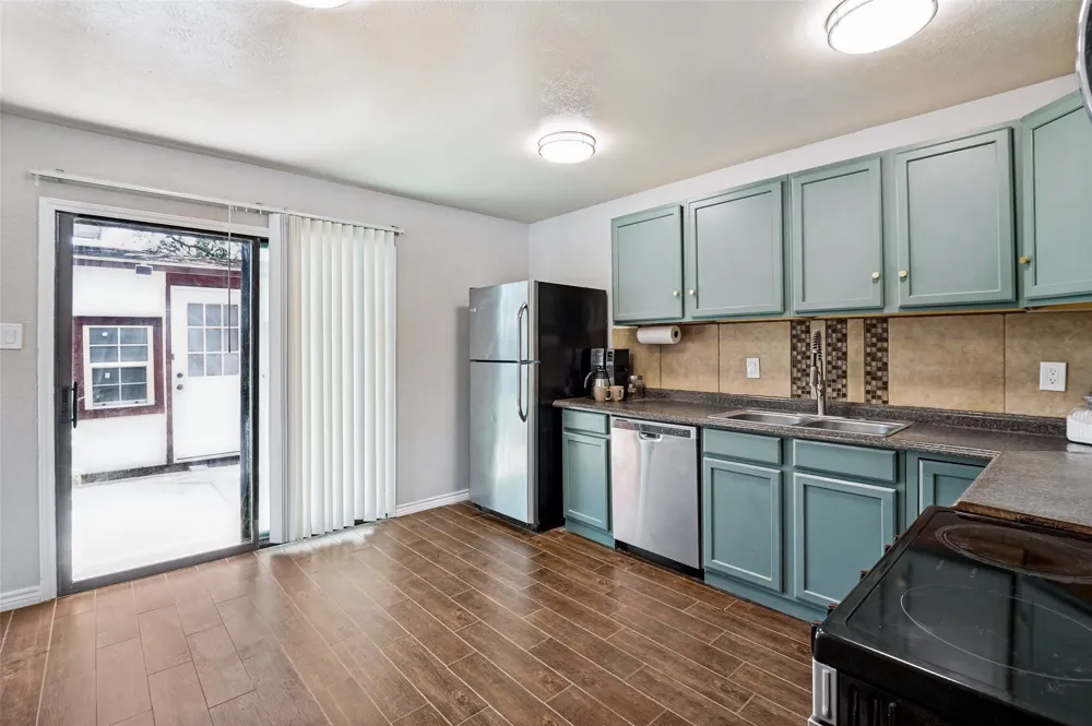 5013 WHEELER CIRCLE The Colony, TX 75056