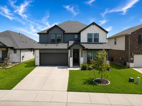 2417 Mankato Drive