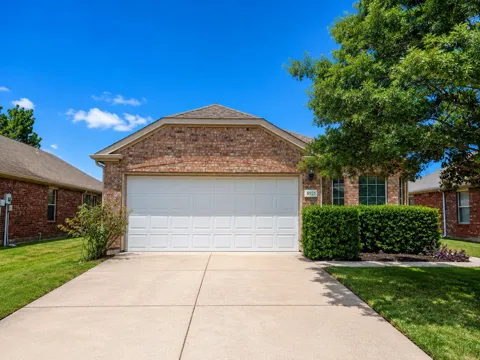 8925 Sierra Trail