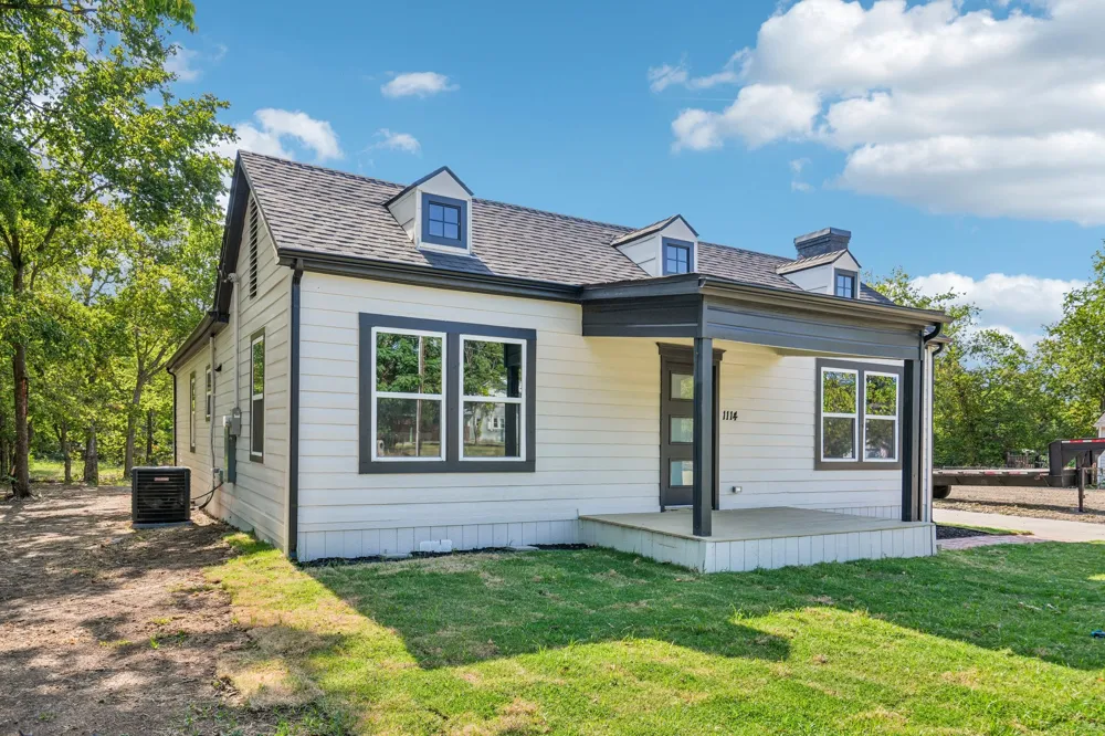 1114 CATHERINE STREET Terrell, TX 75160