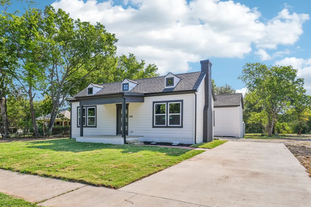 1114 CATHERINE STREET Terrell, TX 75160