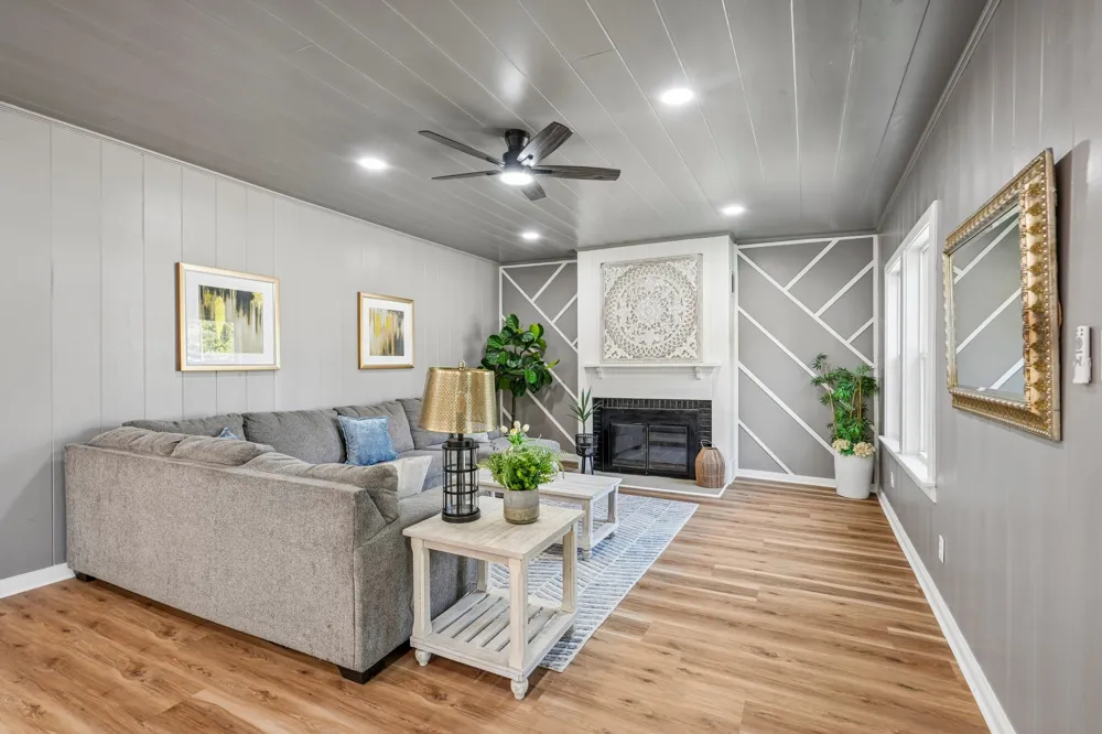 1114 CATHERINE STREET Terrell, TX 75160