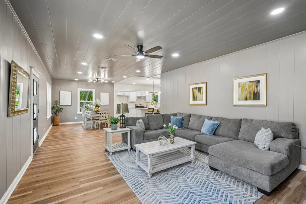 1114 CATHERINE STREET Terrell, TX 75160