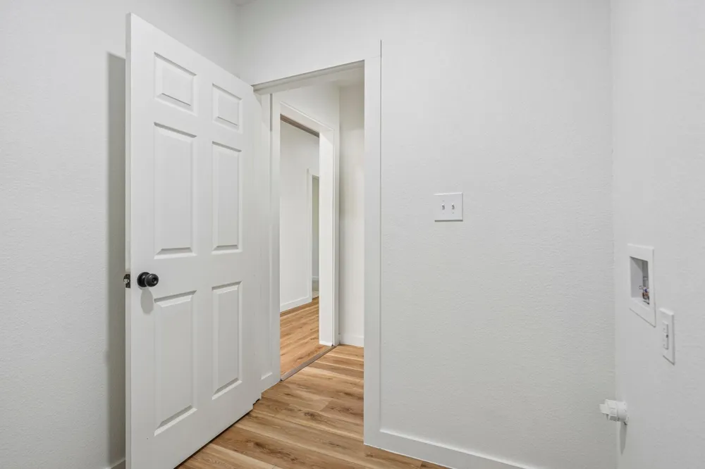 1114 CATHERINE STREET Terrell, TX 75160