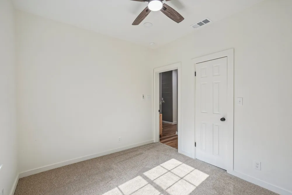 1114 CATHERINE STREET Terrell, TX 75160