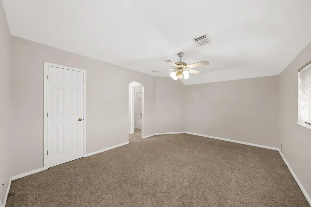 1602 Orlando Street Friendswood, TX 77546