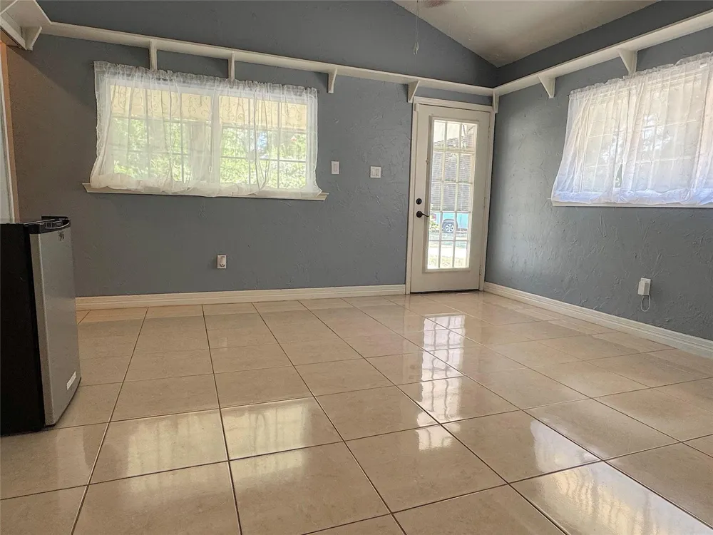 1576 Belle Terre Drive Huffman, TX 77336
