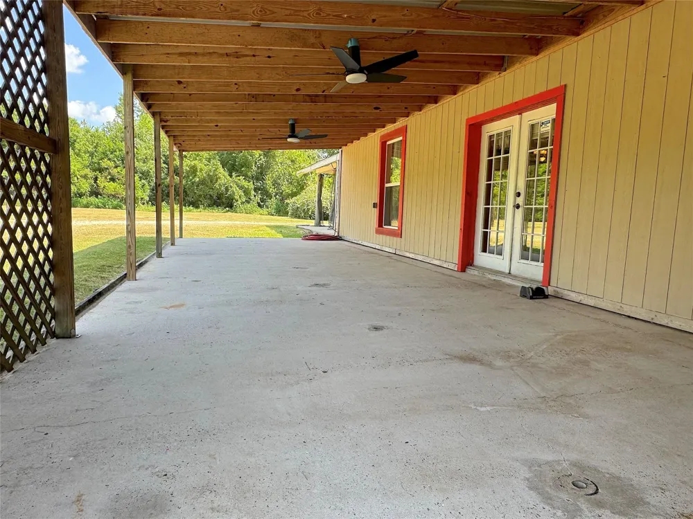 1576 Belle Terre Drive Huffman, TX 77336