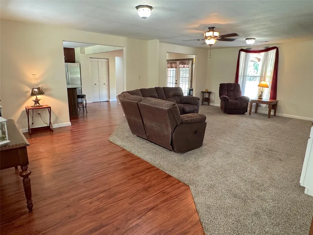 1576 Belle Terre Drive Huffman, TX 77336