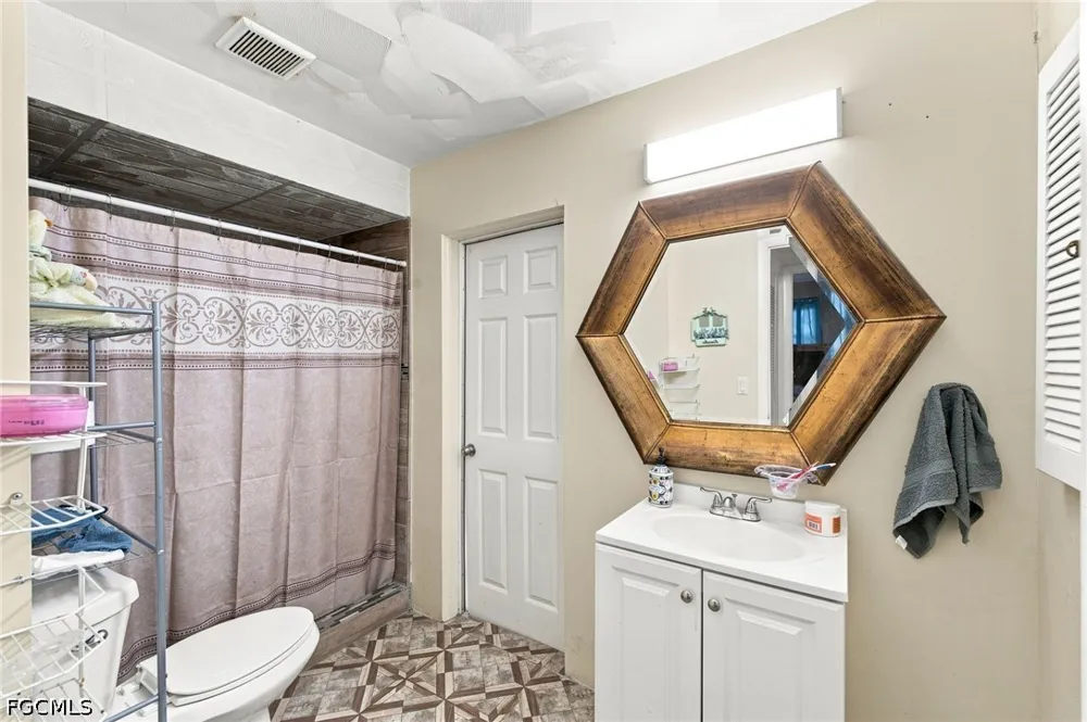 Country Club Parkway Lehigh Acres, FL 33936