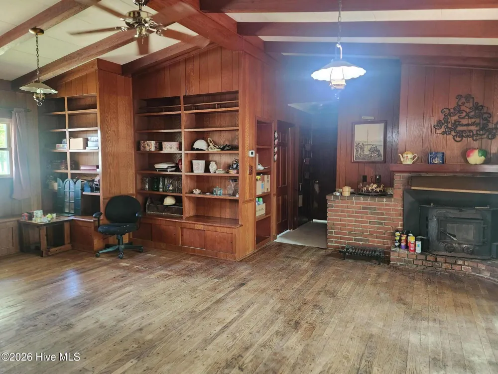 6788 River Road Washington, NC 27889
