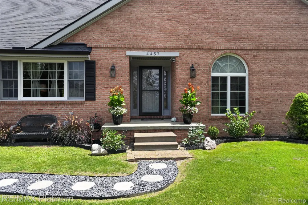 4457 Bradley Road Iosco Township, MI 48137