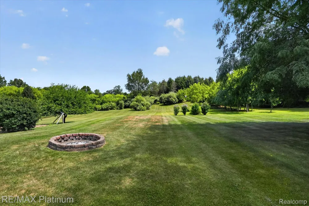 4457 Bradley Road Iosco Township, MI 48137