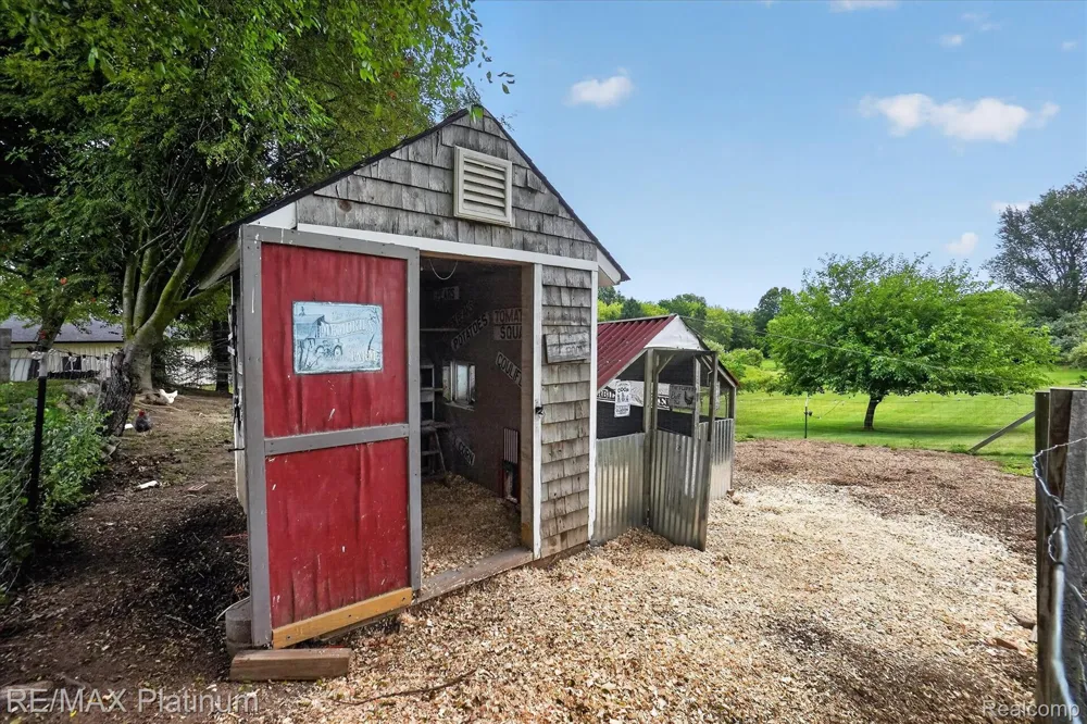 4457 Bradley Road Iosco Township, MI 48137