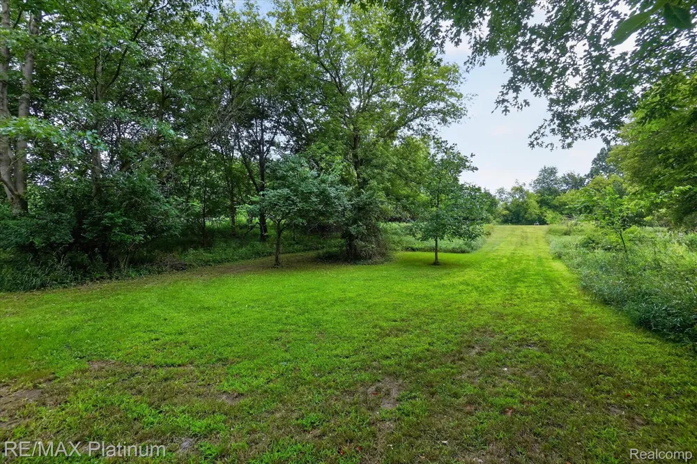 4457 Bradley Road Iosco Township, MI 48137