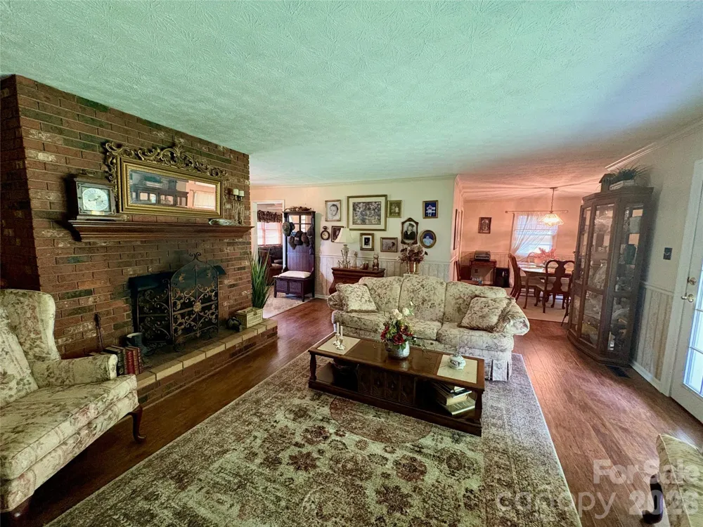 11 Thornberry Drive Alexander, NC 28701