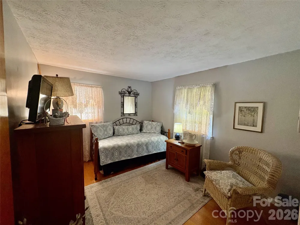 11 Thornberry Drive Alexander, NC 28701