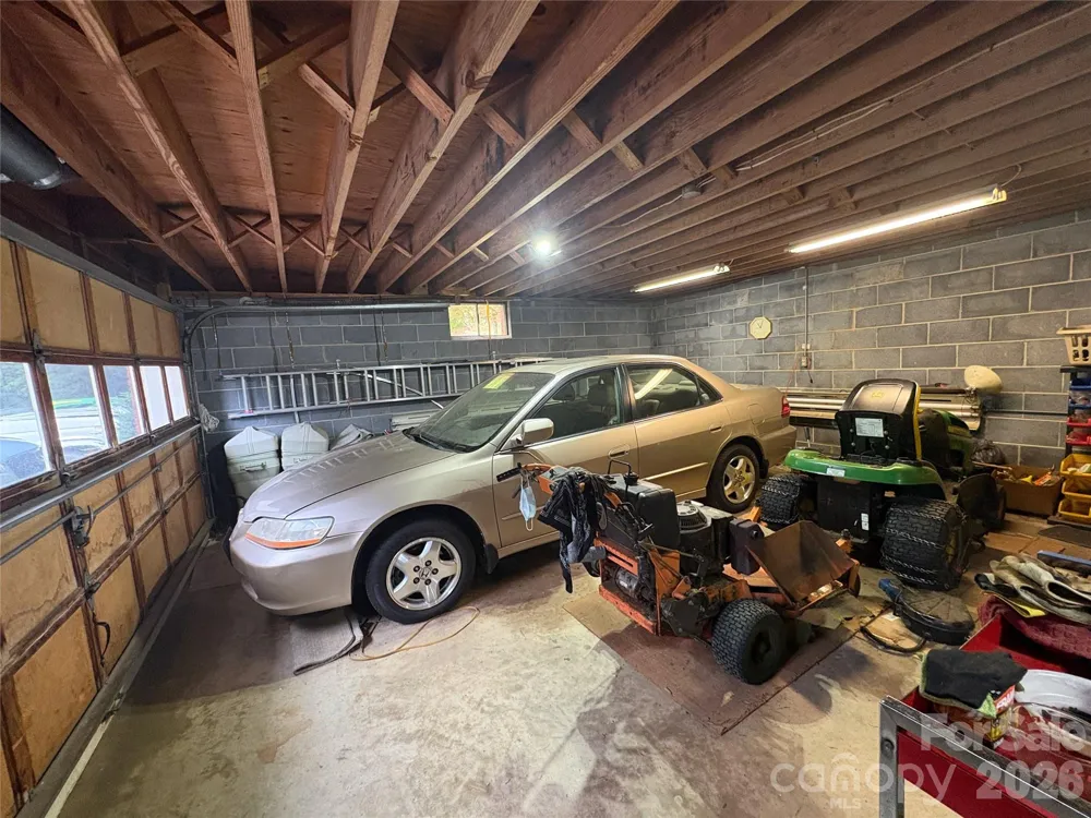 11 Thornberry Drive Alexander, NC 28701
