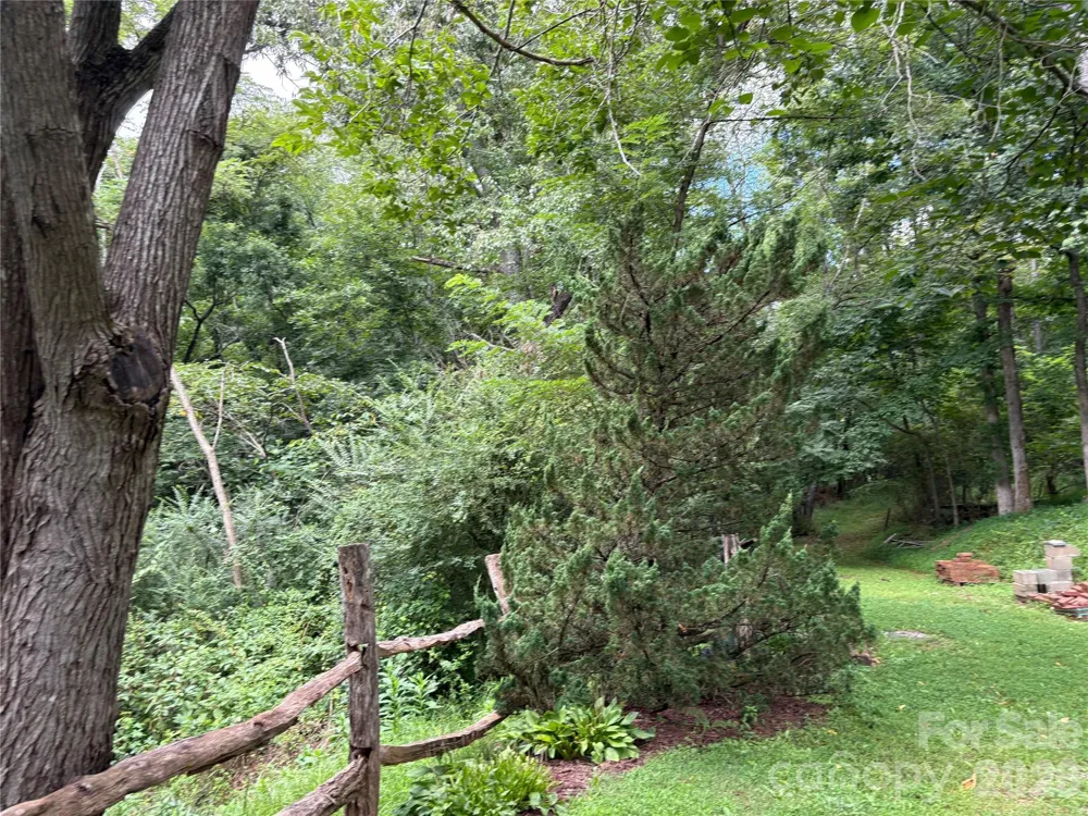 11 Thornberry Drive Alexander, NC 28701