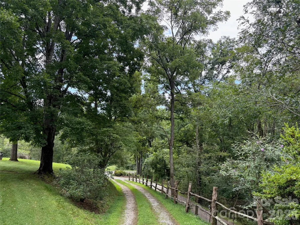 11 Thornberry Drive Alexander, NC 28701