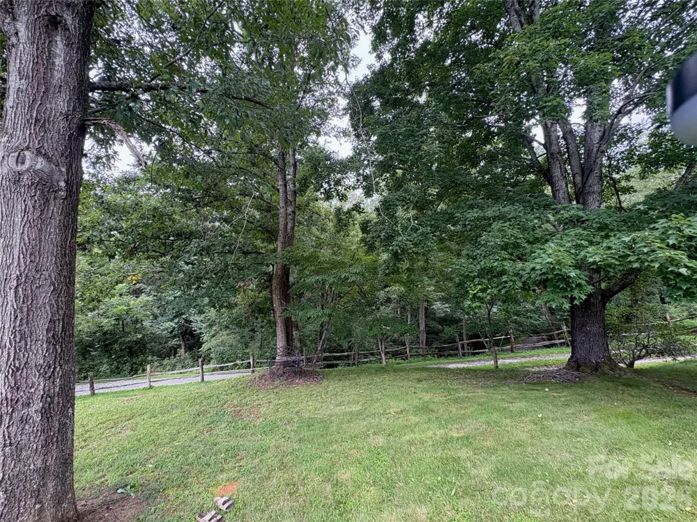 11 Thornberry Drive Alexander, NC 28701