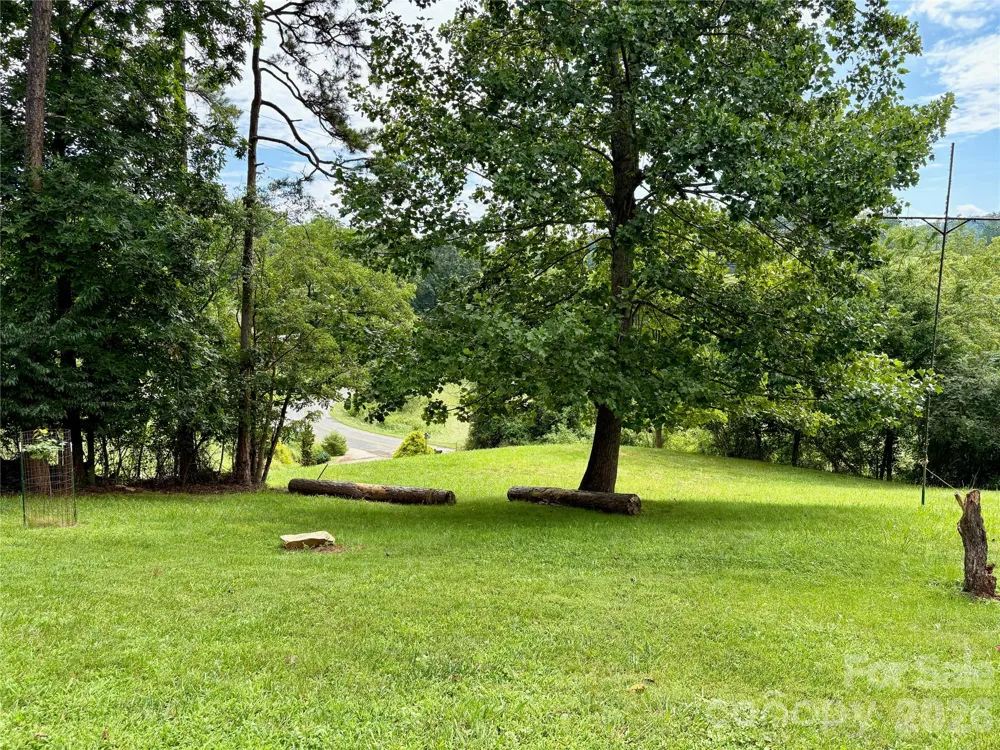 11 Thornberry Drive Alexander, NC 28701