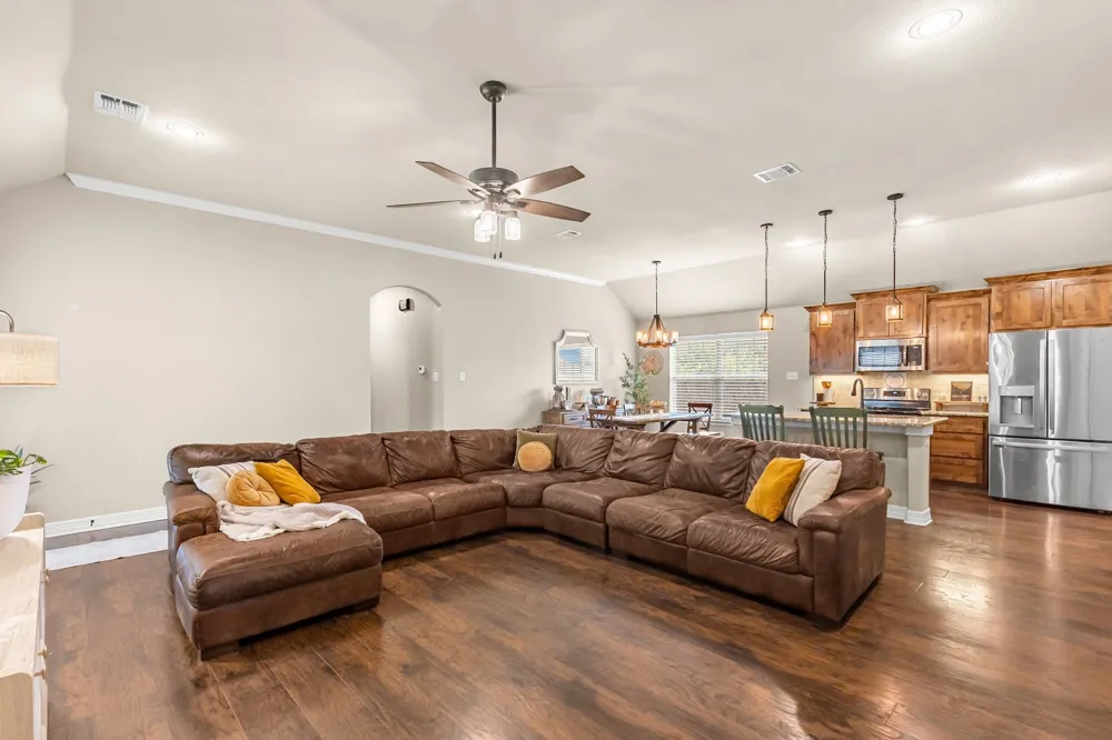 409 Mesa Drive Lone Oak, TX 75453