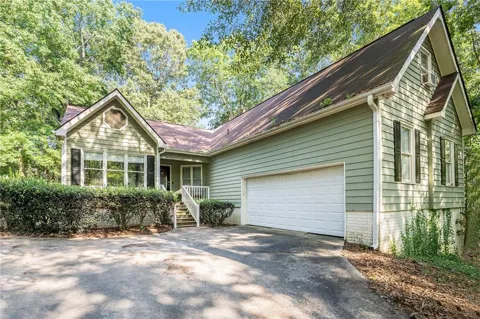 172 crown forest Drive
