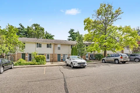 3583 Kenbrooke Court