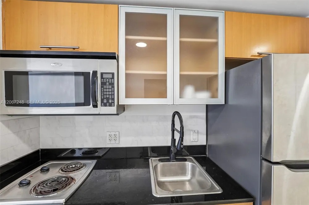 1750 Bayshore Dr #3207 Miami, FL 33132