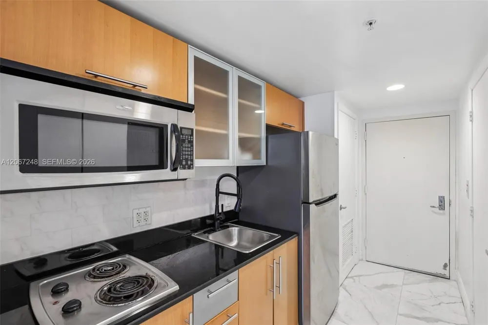 1750 Bayshore Dr #3207 Miami, FL 33132
