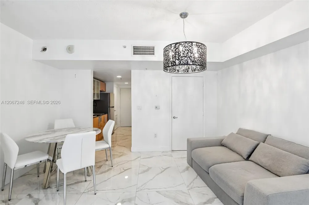 1750 Bayshore Dr #3207 Miami, FL 33132