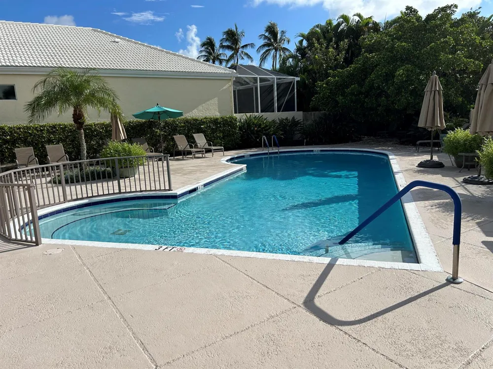 152 CORAL CAY DRIVE Palm Beach Gardens, FL 33418