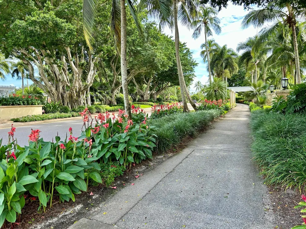 152 CORAL CAY DRIVE Palm Beach Gardens, FL 33418