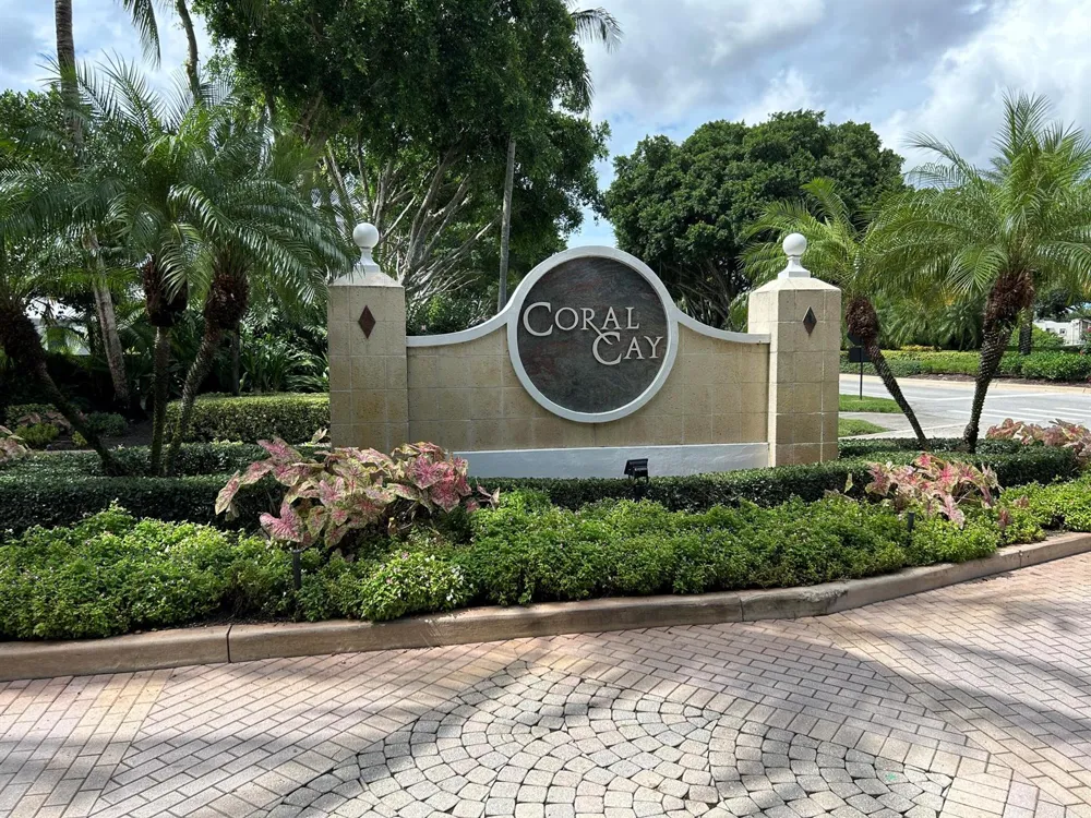 152 CORAL CAY DRIVE Palm Beach Gardens, FL 33418