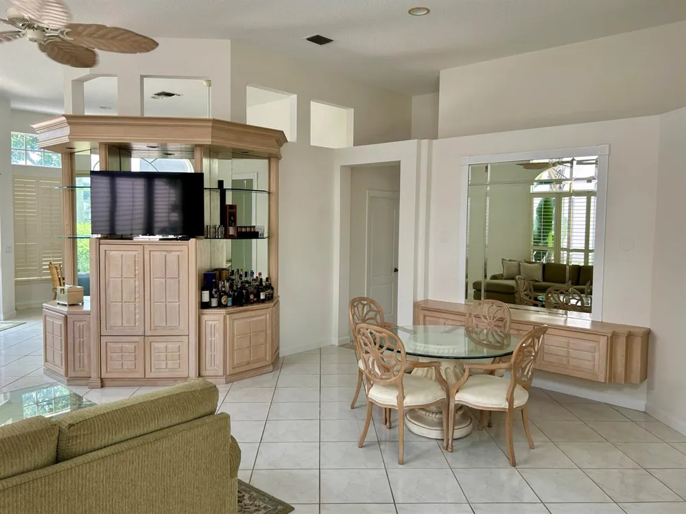 152 CORAL CAY DRIVE Palm Beach Gardens, FL 33418