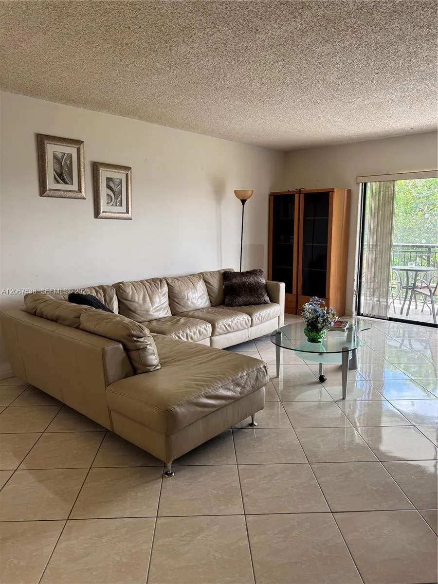 16141 Blatt Blvd #408 Weston, FL 33326