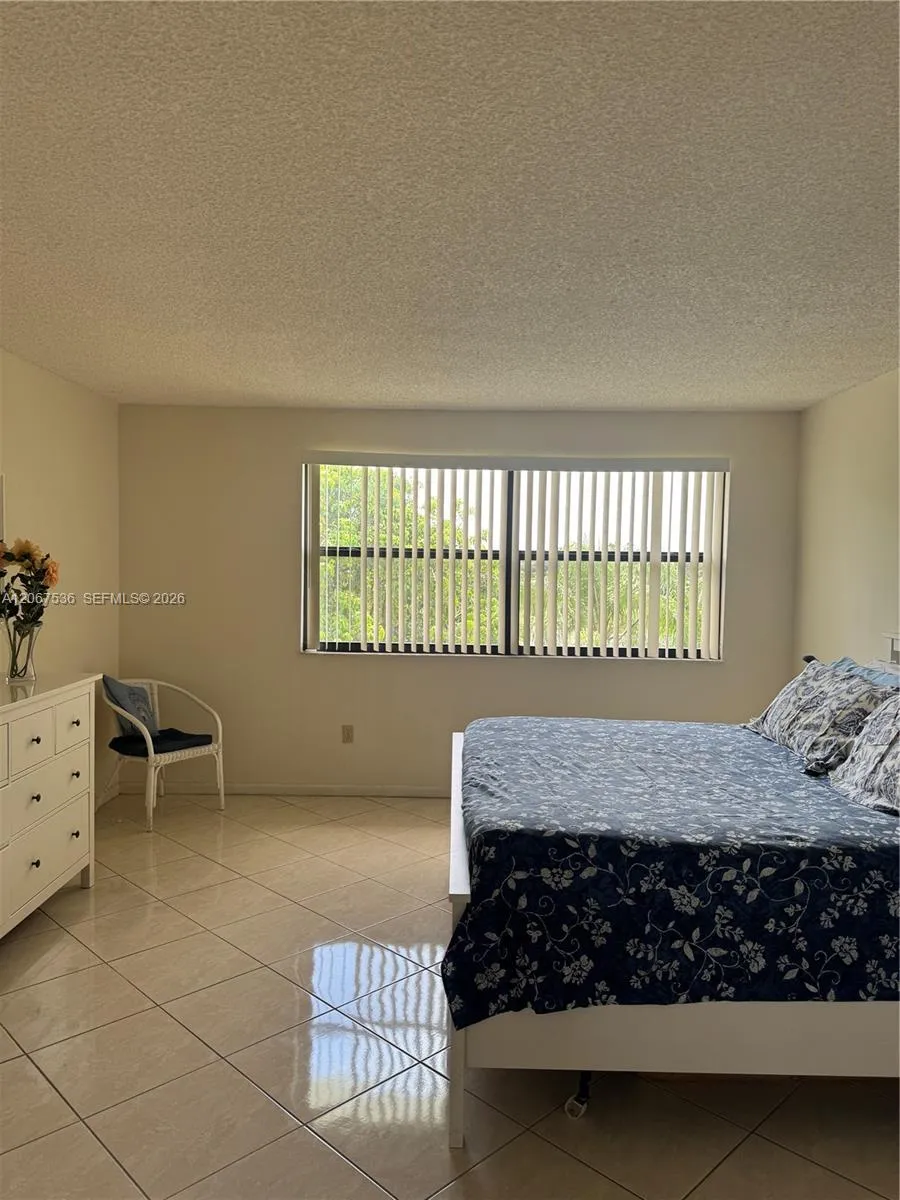 16141 Blatt Blvd #408 Weston, FL 33326