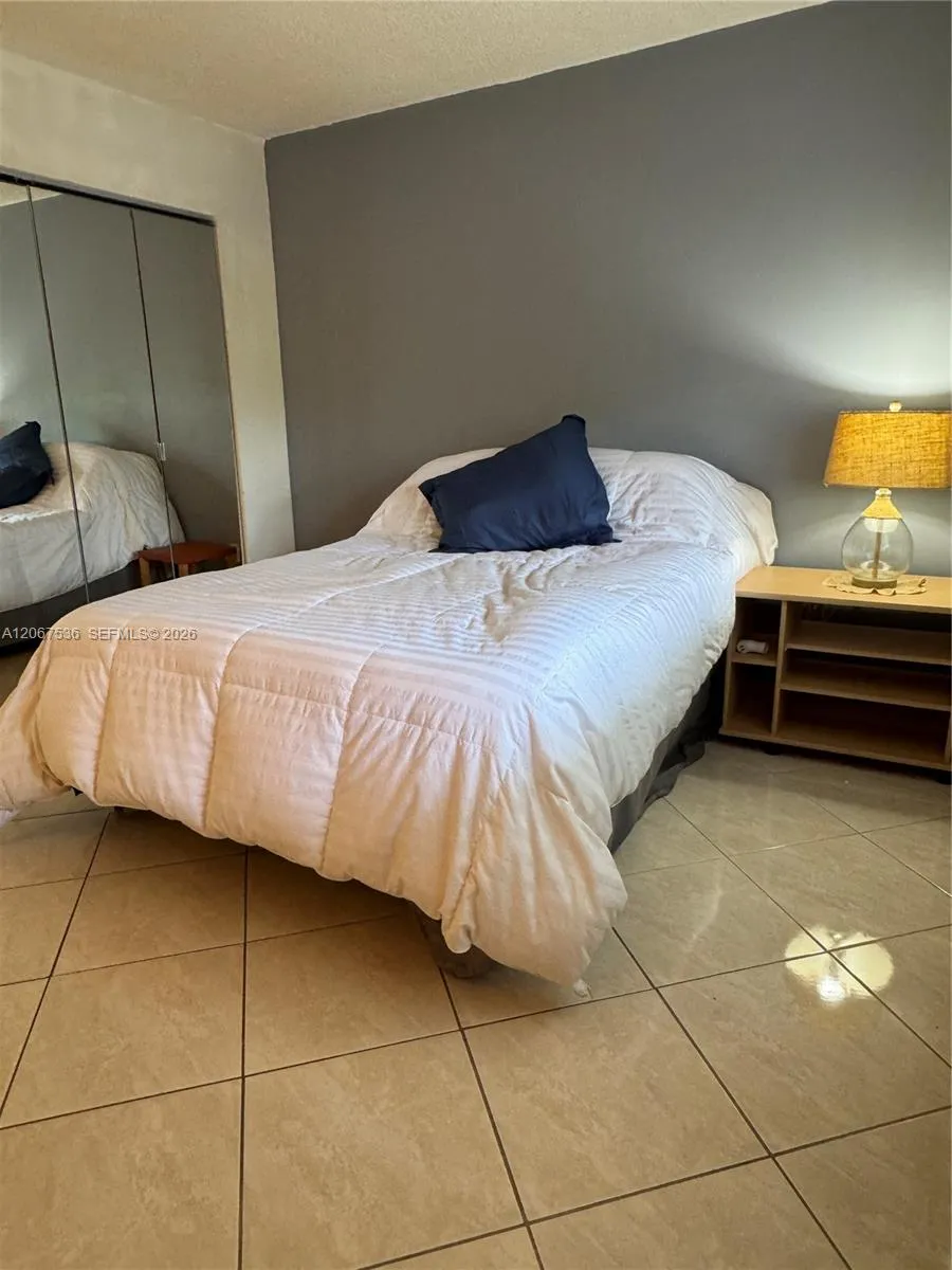 16141 Blatt Blvd #408 Weston, FL 33326