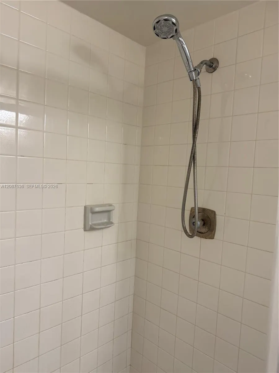 16141 Blatt Blvd #408 Weston, FL 33326
