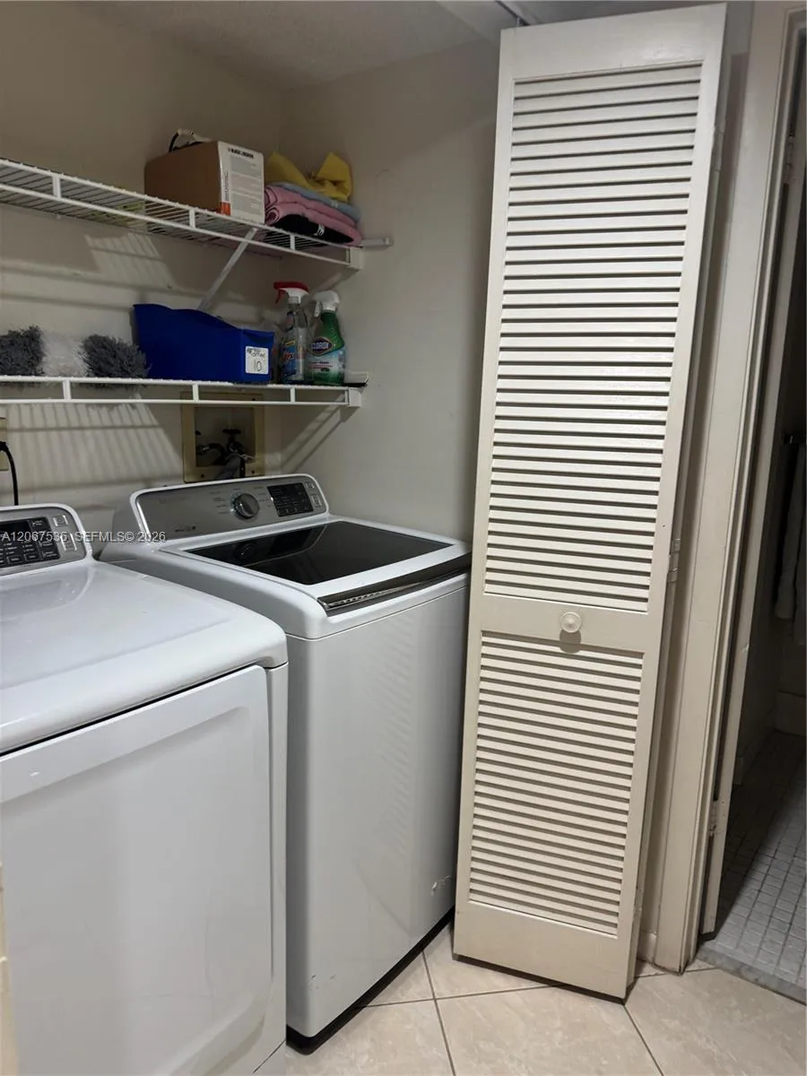 16141 Blatt Blvd #408 Weston, FL 33326