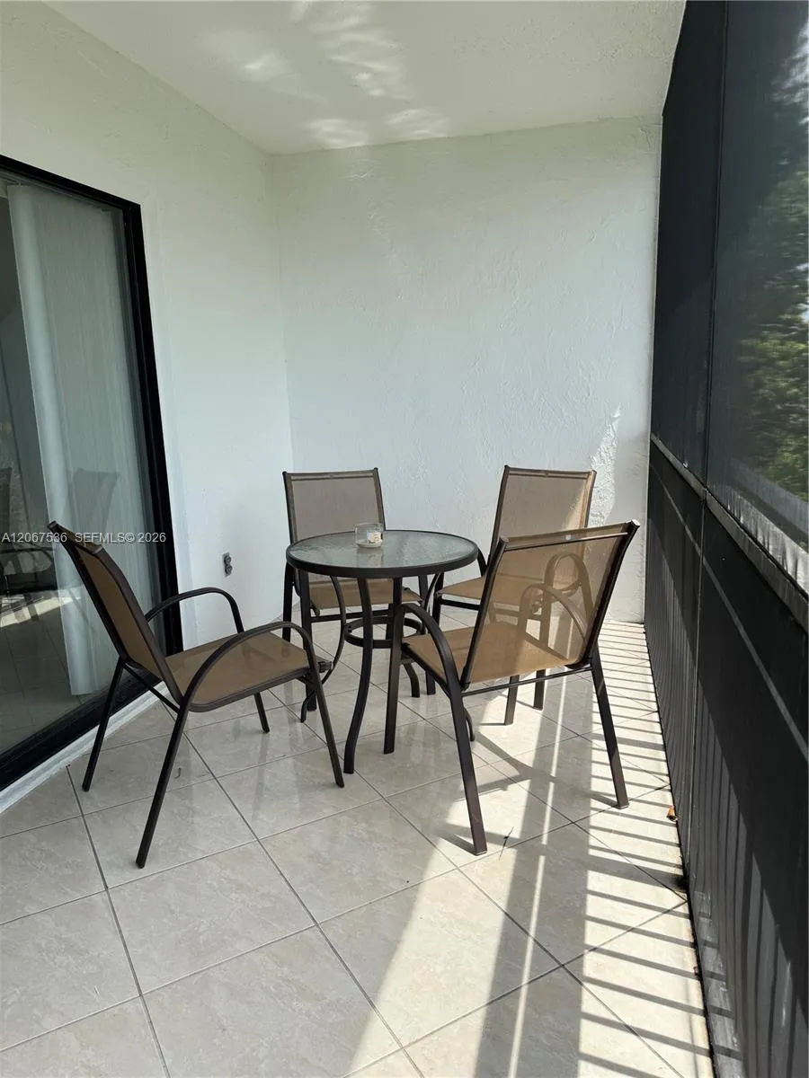 16141 Blatt Blvd #408 Weston, FL 33326