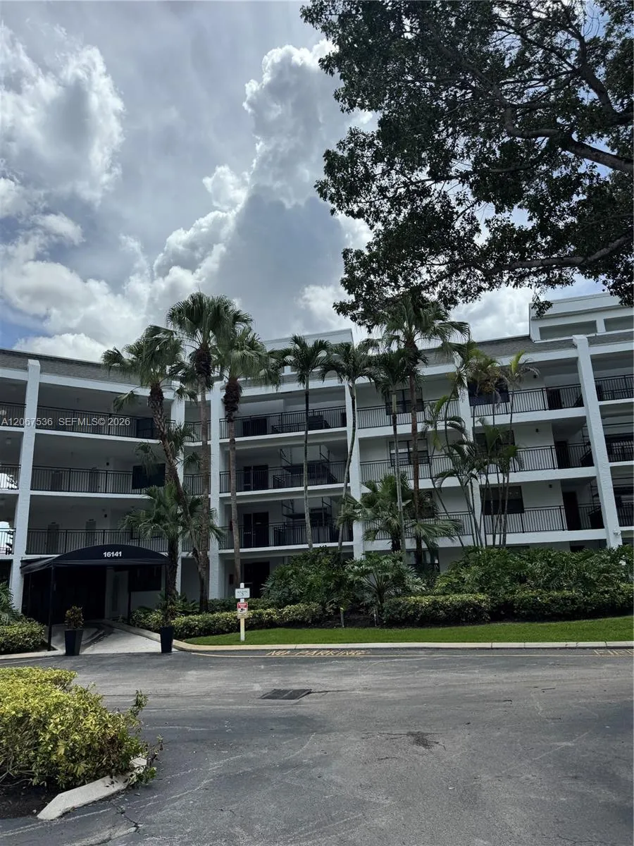 16141 Blatt Blvd #408 Weston, FL 33326